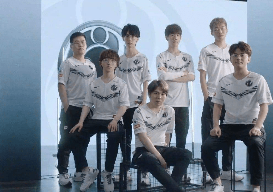 蔣智賢被富 蔣智賢被富