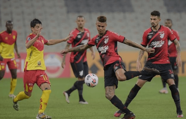 哥持球时采 哥持球时采